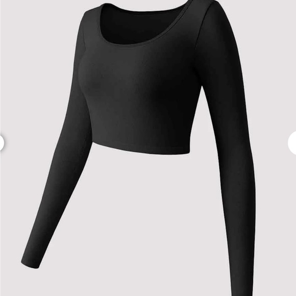 Black Long Sleeve Crop Top - Picture 3 of 7